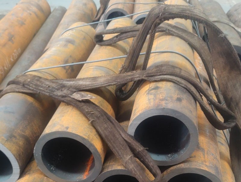 巴塘15CrMoG无缝钢管切割